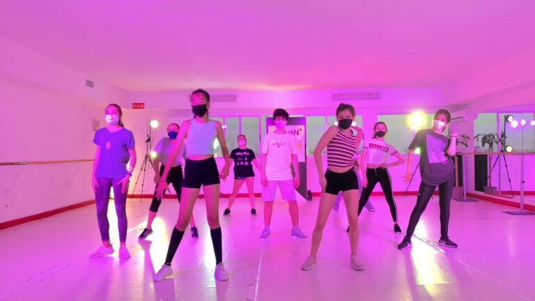 Gu&iacute;a para encontrar academias de teatro para adultos en Ajalvir